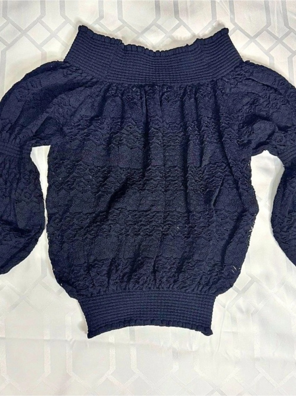 Zara Black Textured Sweater Size Medium Like New